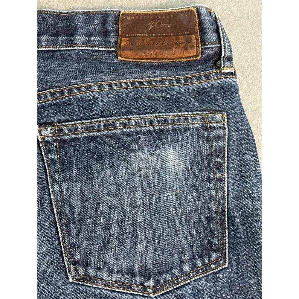J.Crew 770 Jeans Mens 32x30 Med Wash Blue Slim Straight Kaihara Distressed Denim